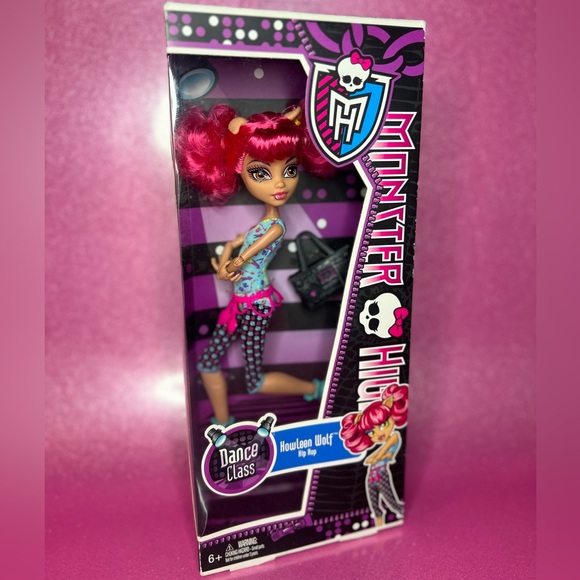 Monster High Howleen Wolf Dance Class - Picture 2 of 2